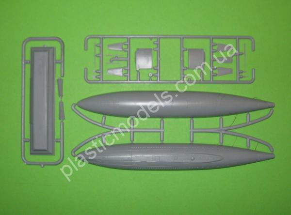 1/350 Mikro Mir 350-036 USS Albacore (AGSS-569) submarine