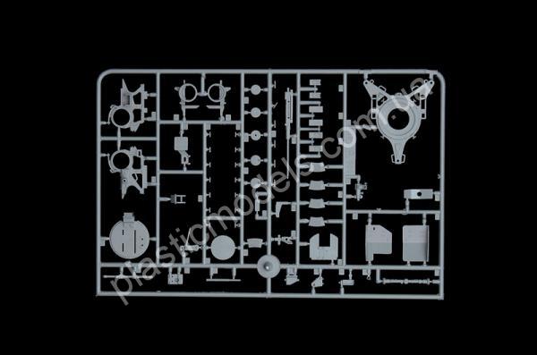 1/35 Italeri 371 Sd. Kfz.10/5 Demag D7 with FLAK 38