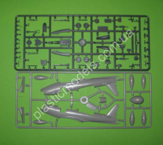 1/72 AMG 72404 P-63C Kingcobra French Air Force