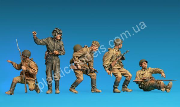 1/35 Mini-art 35281 Soviet Soldiers Riders. Special Edition