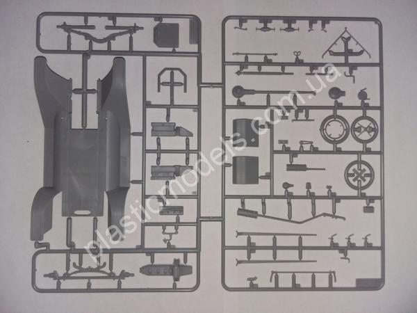 1/24 ICM 24015 Model T 1913 Speedster,American Sport Car