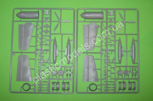 1/72 Roden 057 Fairchild C-123K / UC-123K