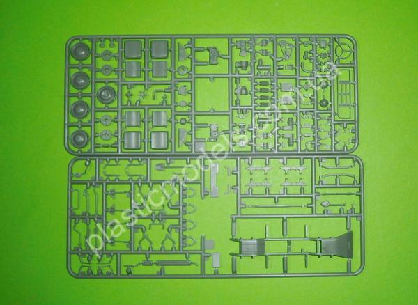 1/35 ACE 35104 MUNGA F91/4 0.25t 4x4 truck
