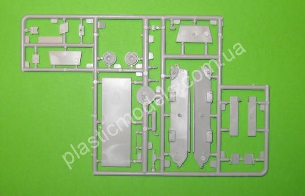 1/72 UM 354 Self-propelled 15cm sIG-33/2 auf Jagdpanzer 38(t)