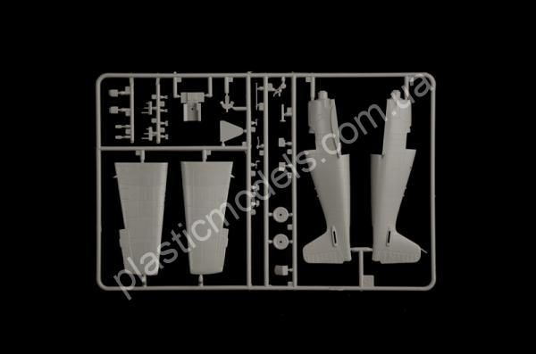 1/72 Italeri 91213 Grumman F6F-3 / F6F-5 Hellcat