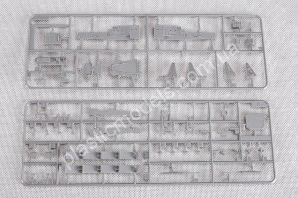1/700 Trumpeter Russian Navy Slava Class Cruiser Varyag