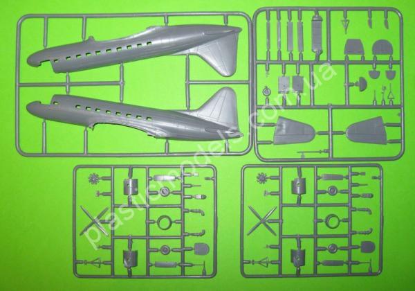 1/144 A-model 1445 Ilushin IL-12