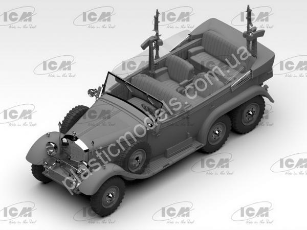 1/24 ICM 24024 Type G4 with MG 34 and German Staff Personnel