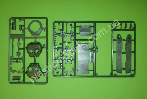 1/72 UM 380 M4A3 HVSS flame thrower tank