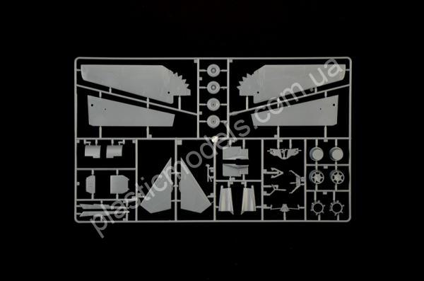 1/72 Italeri 1235 EF-111 A Raven