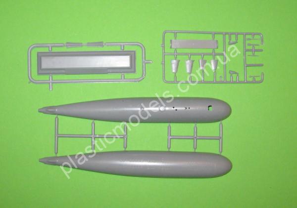 1/350 Mikro Mir 350-023 Soviet Submarine Project 673