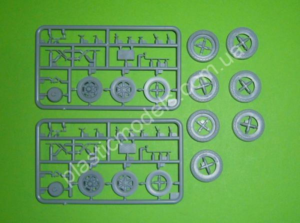 1/35 IBG 35053 3Ro Italian Truck with 100 mm 100/17 Howitzer