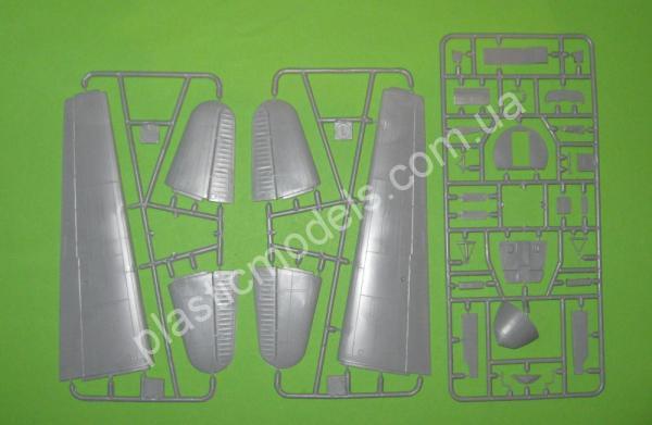 1/72 A-model 72254 Ilyushin Il-14P 