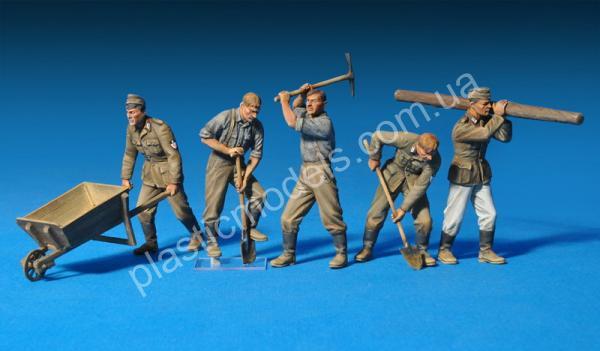 1/35 MiniArt 35065 German Soldiers at Work (RAD)