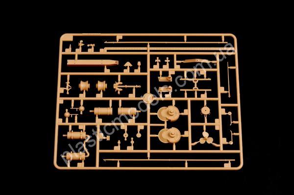 1/35 HobbyBoss 82462 German Land-Wasser-Schlepper II-Upgraded