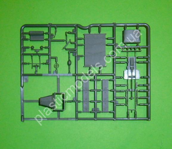 1/72 First To Fight 017 Polski Fiat 621 with the AA machine gun