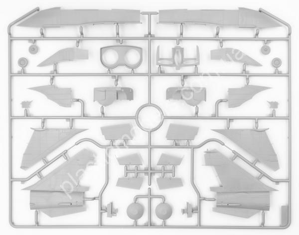 1/72 ICM 72175 MiG-25 BM, Soviet Strike Aircraft