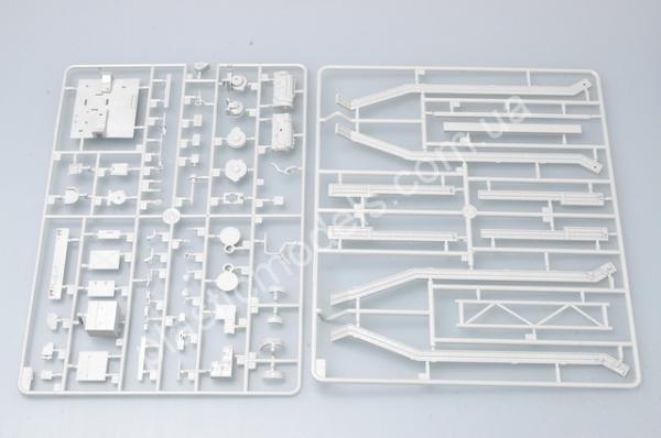 1/35 Trumpeter 00390 German Bruckenleger IV b