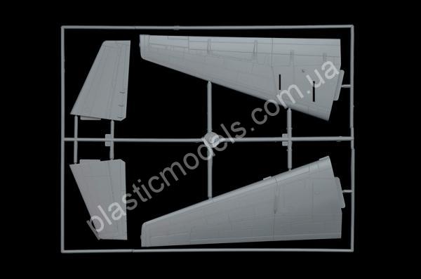 1/48 Italeri 2735 ES-3A Shadow