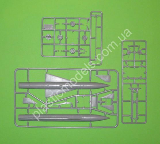 1/72 Modelsvit 72022 Tupolev Tu-22 Shilo (Blinder) medium bomber