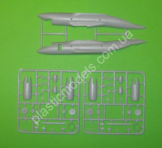 1/144 A-model 1410 Antonov An-72