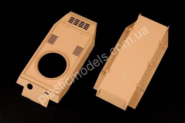 1/35 HobbyBooss 82444 German VK4502 (P) Vorne