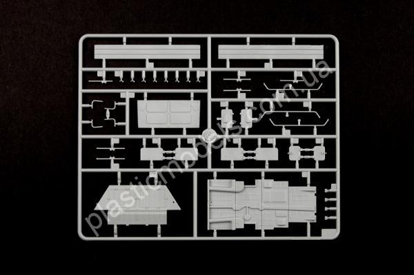 1/35 Trumpeter 1542 Russian BTR-60P APC