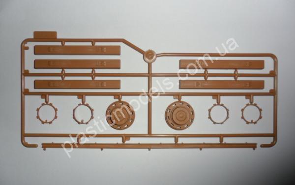 1/35 ICM 35376 Panzerspähwagen P 204(f) Railway German Armoured Vehicle