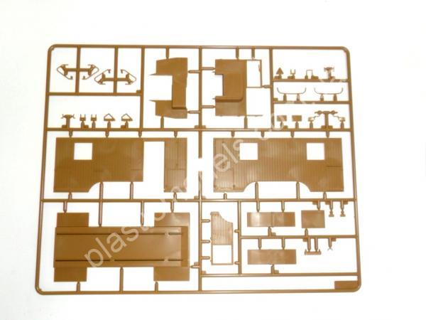 1/35 ICM 35467 Henschel 33 D1 Kfz.72, Германский автомобиль радиосвязи ІІ МВ