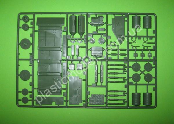 1/35 SKIF 225 Tank T-55AK