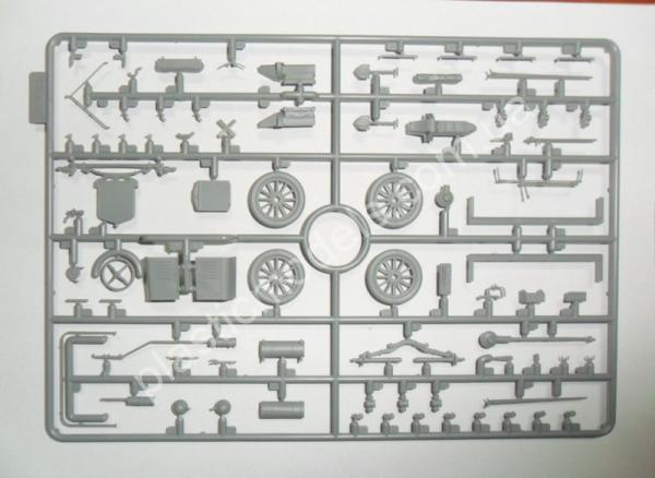 1/35 ICM 35663 Model T 1917 LCP, WWI Australian Army Car