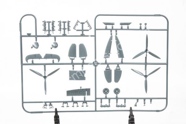 1/48 Eduard 84186 Spitfire Mk. V b mid
