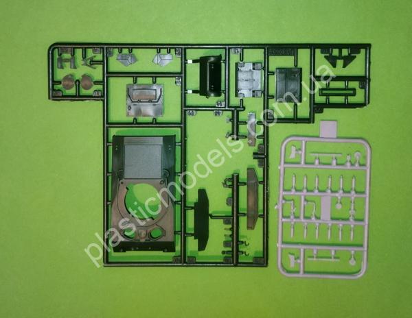 1/72 UM 457 90mm Gun Motor Carriage M36B1
