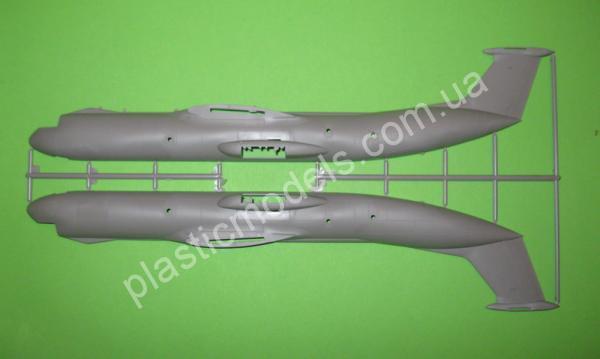 1/144 Roden 331 Lockheed C-141B Starlifter military strategic airlifter