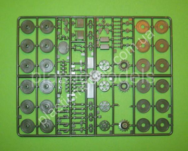 1/35 SKIF 214 MT-LB