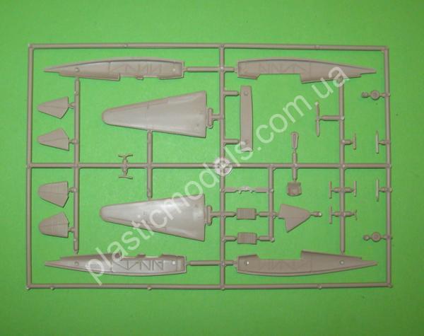 1/72 RS models 92042 Zlin Z-212
