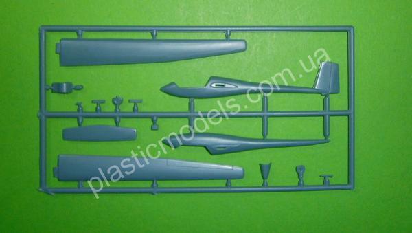 1/72 Kovozavody Prostejov BLK 0009 Astir CS-77