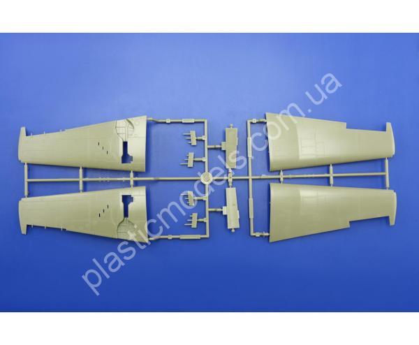 1/48 Eduard 8225 F6F-5 early