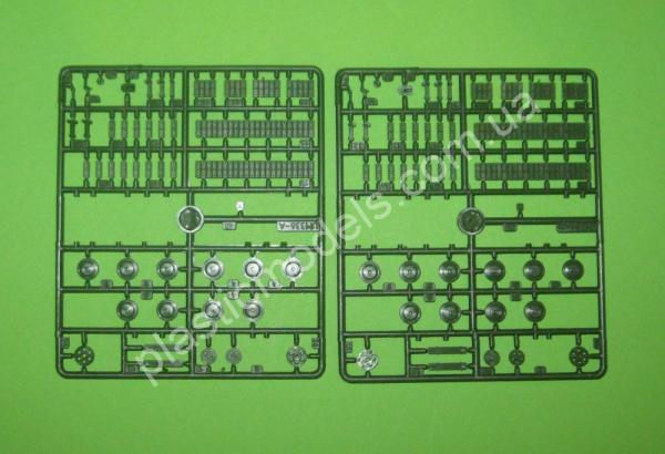 1/72 UM 441 T-34 Fire-throwing tank with FOG-1
