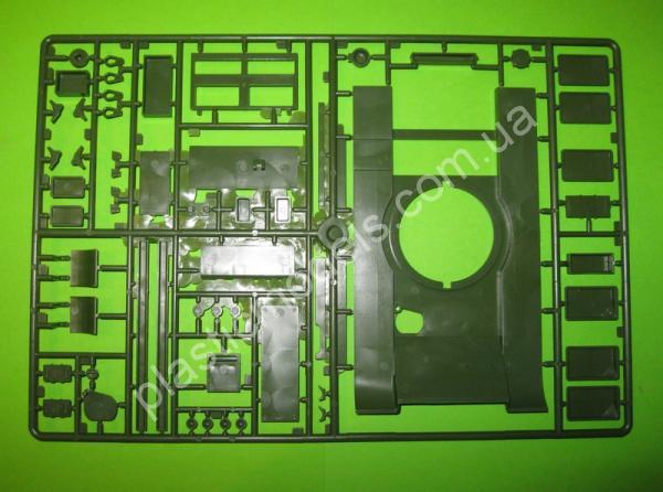 1/35 UM 232 Tank T-55AD1