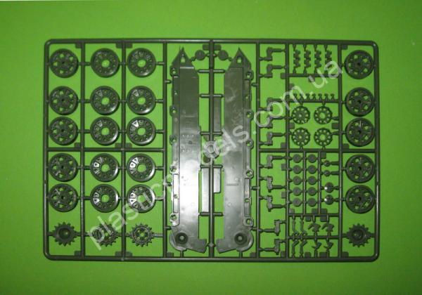 1/35 SKIF 221 T-55A