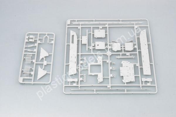 1/35 Trumpeter 0387 Italian B1 Centauro Late Version