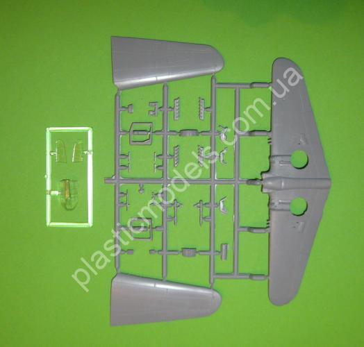 1/72 AZ model 7695 P-40E Warhawk „49.th FG