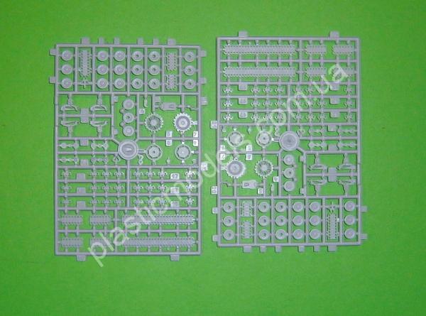 1/72 UM 555 Panzer IV mit 7.5 cm KwK L/70 mit Schmalturn