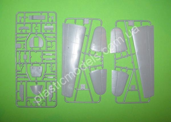 1/72 A-model 72258 IL-14T Pol Aviat