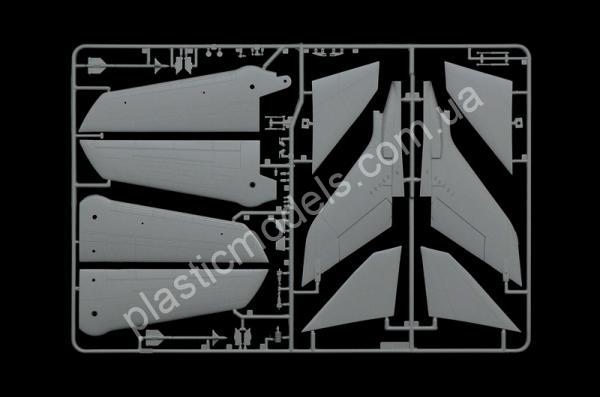 1/48 Italeri 2731 Tornado IDS/ECR ''Special Colors''