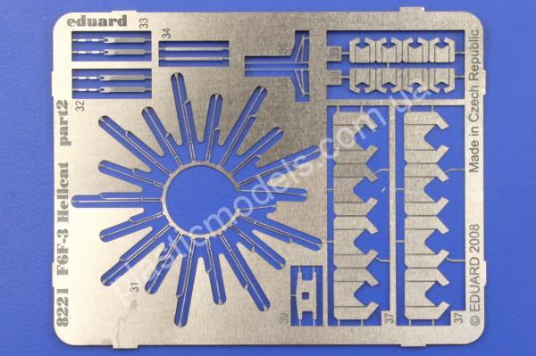 1/48 Eduard 8221 F6F-3 Hellcat
