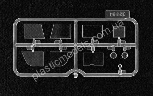 1/35 ICM 35583 le.gl.Einheitz-Pkw Kfz.2, WWII German Light Radio Communication Car