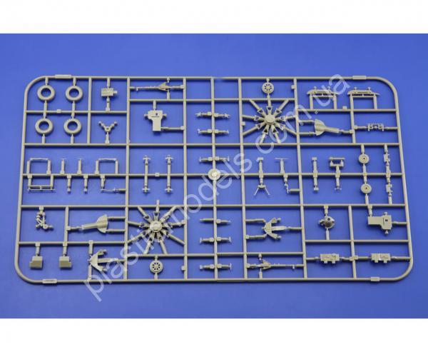 1/48 Eduard 8224 F6F-5 Hellcat late