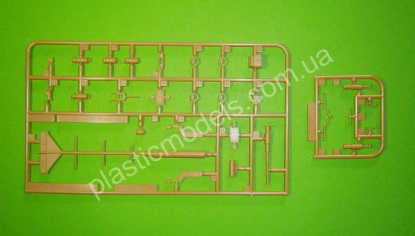 1/72 Special Armour Vehichles 72028 Rheinbote ‘German WWII tactical ground to ground V-4 Rocket with Launcher’